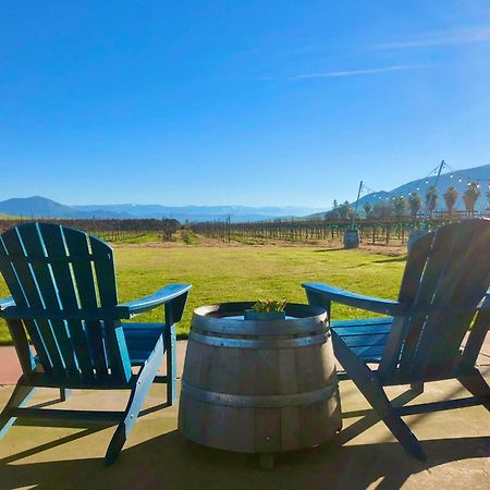Sequoia View Vineyard Bed & Breakfast Sanger Екстериор снимка